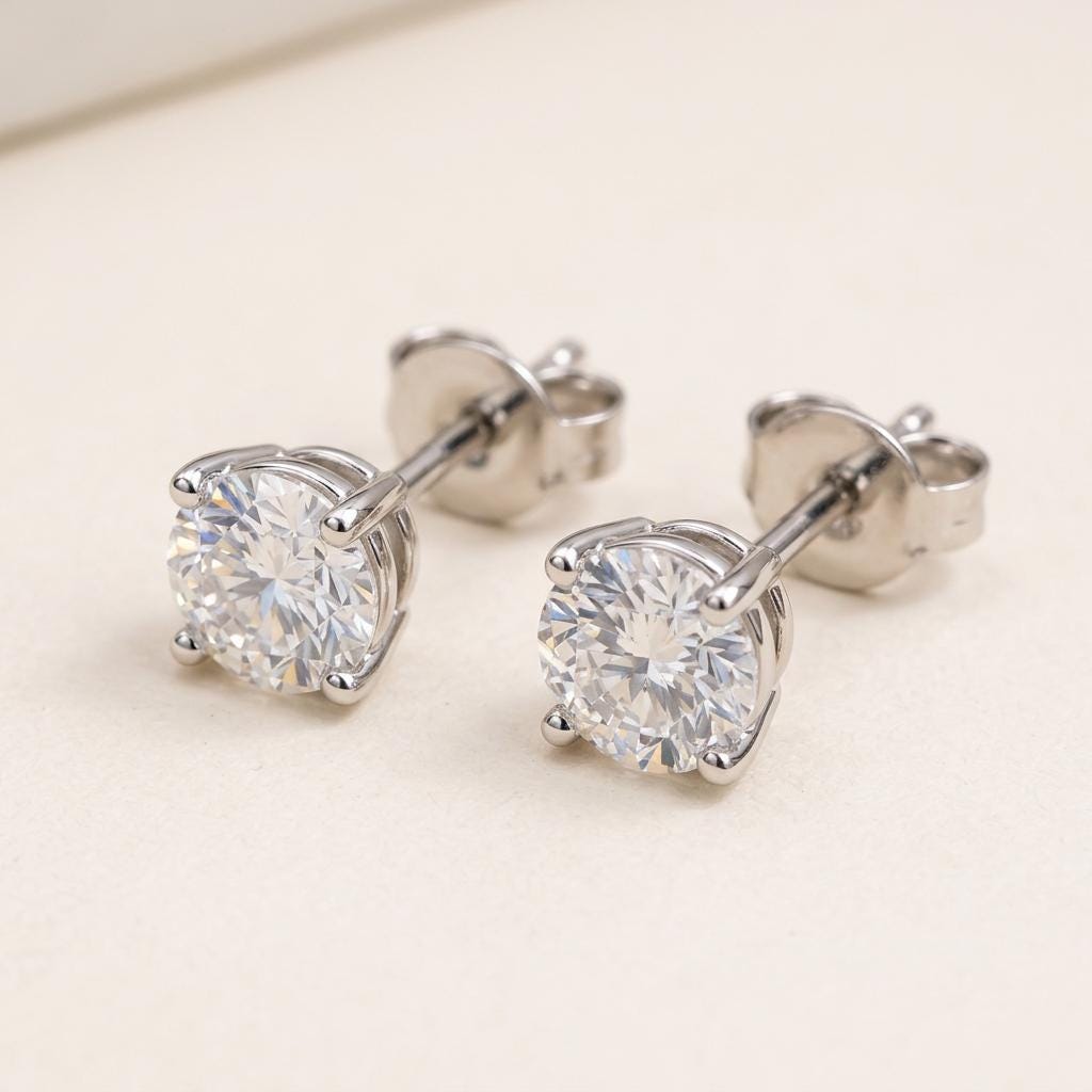 Round Diamond Stud Earrings – Solitaire Studs