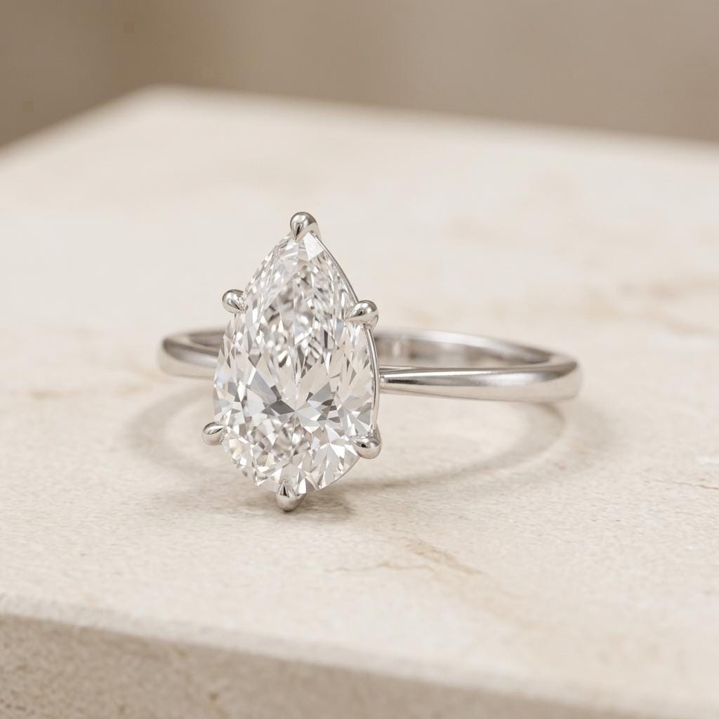 Pear Cut Diamond Engagement Ring – Solitaire