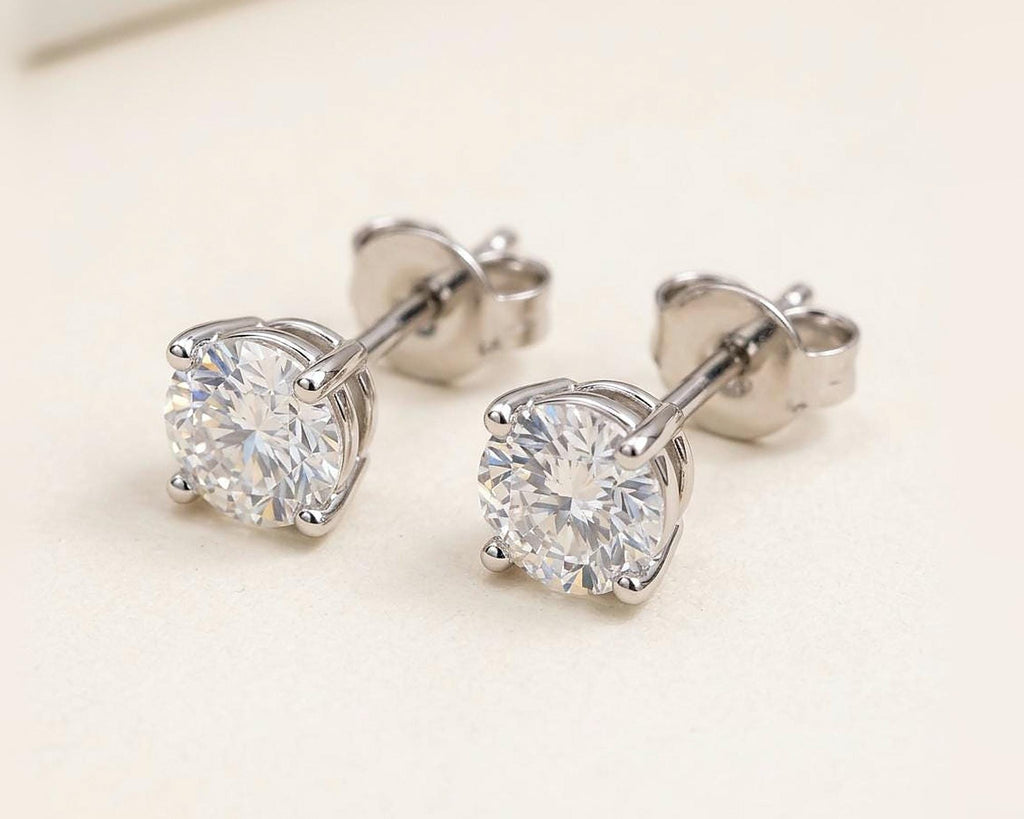 Round Diamond Stud Earrings – Solitaire Studs