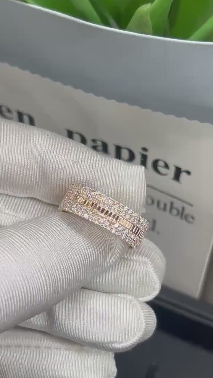 Video of the Men’s Diamond Statement Ring – Baguette & Round Pavé