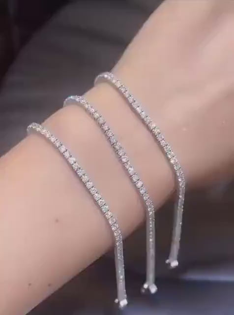 Video of the Lab-Grown Diamond Tennis Bracelet – White Gold