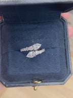Video of the Two Marquise Toi et Moi Ring – Pavé Band